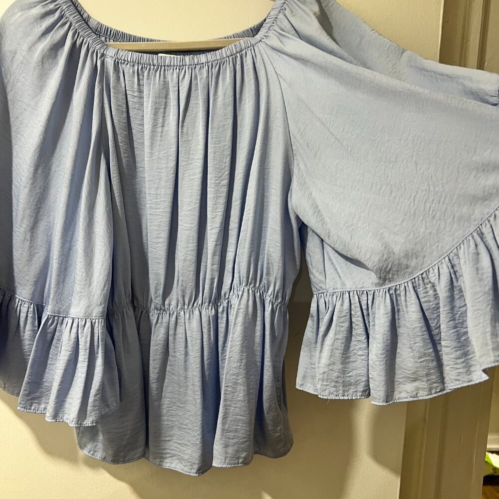 Do+Be Light Blue Off-Shoulder Ruffle Blouse – Size L 💙✨ - Picture 5 of 12